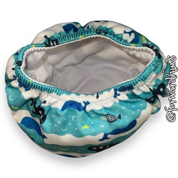 Bundle Sale 3 for $15 | i Play 12 month Diaper | 18-22 lbs UPF 50+ - Picture 4 of 7